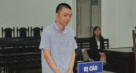 Dùng "thủ thuật" giao dịch tài chính điện tử,  kế toán chiếm đoạt tiền của hai DN