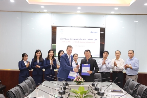 Bệnh viện đầu tiên phía Nam có Đơn vị Pha chế dinh dưỡng tĩnh mạch