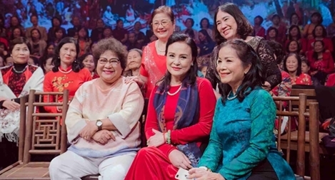 Nghe chuyện Tết của người nổi tiếng vào ngày mùng 5 Tết