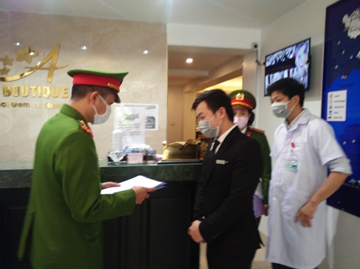 Công an Hoàn Kiếm kiểm tra các cơ sở lưu trú phòng dịch Covid-19