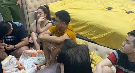 7 "dân bay" mở “động lắc” tại nhà vì quán Bar, karaoke đóng cửa