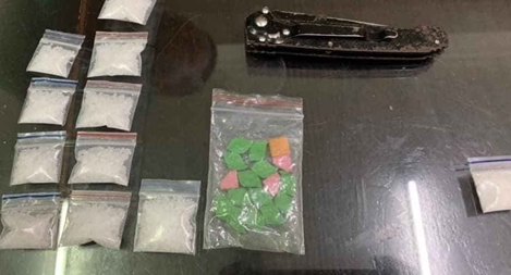 Mua ma túy về sử dụng, lái xe Grab bị bắt trong đêm