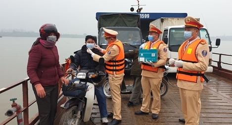 Đóng cửa hơn 12 bến đò ngang, kiểm soát chặt giao thông đường thuỷ