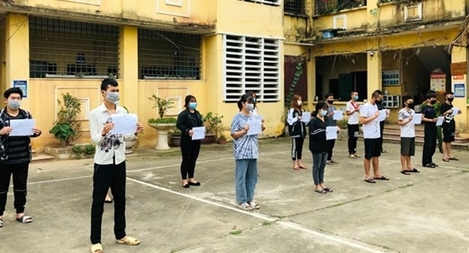 "Thấy buồn", 15 quái xế rủ nhau đua xe, quay clip khoe lên mạng 