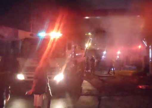 Kịp thời dập tắt đám cháy tại khu nhà Ban quản lý dự án chung cư Osaka