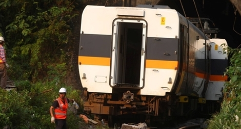 Đài Loan phát lệnh bắt giữ nghi phạm gây ra vụ tai nạn tàu hỏa thảm khốc 