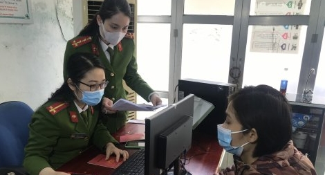 Cấp căn cước công dân - dấu ấn đậm nét ở  địa bàn trọng điểm
