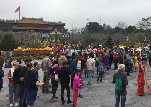 Hơn 117 ngàn du khách tham quan Di sản Huế trong dịp Tết 