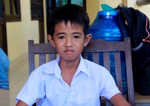 Học sinh lớp 4 dũng cảm cứu 3 bạn đuối nước trên sông