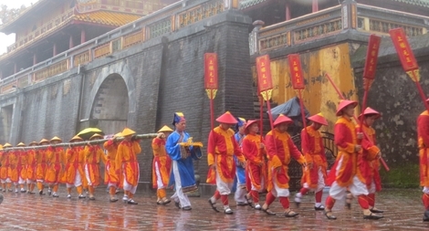 Tái hiện nghi lễ "Thướng Tiêu" vào ngày Tết của triều Nguyễn