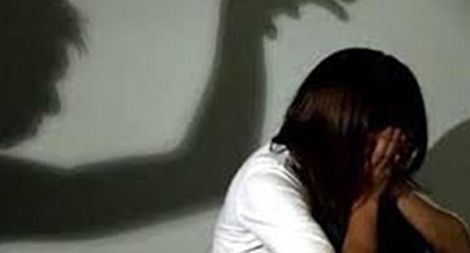 “Yêu râu xanh” dụ dỗ bé gái 14 tuổi làm ‘chuyện người lớn’