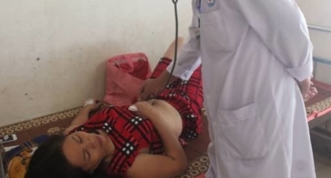 11 người nhập viện cấp cứu sau khi dự tiệc cưới