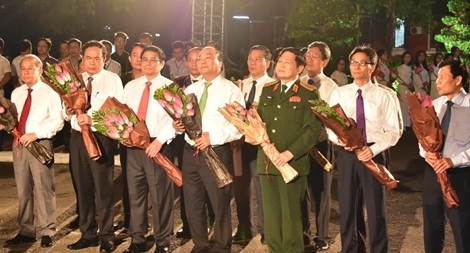 Lãnh đạo Đảng, Nhà nước dự cầu truyền hình 50 năm thực hiện Di chúc của Bác