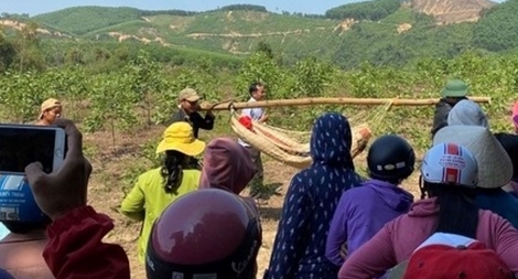 Giây phút chìm ghe trên sông La Ma qua lời kể của những người thoát nạn