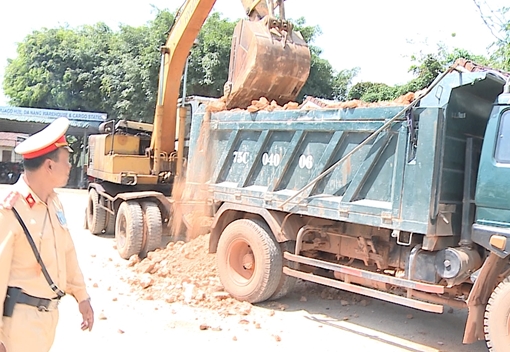 CSGT Thừa Thiên Huế xử phạt hơn 1.500 xe tải vi phạm