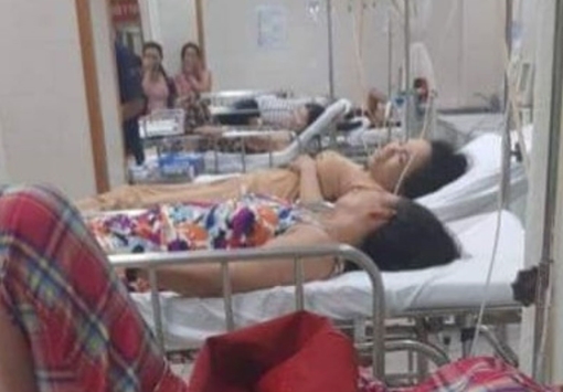 Nhiều người nhập viện cấp cứu sau khi dự tiệc cưới 