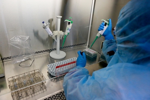 16 trường hợp 'dương tính' khi test nhanh ở Huế có kết quả âm tính