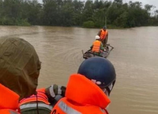 Tìm thấy thi thể nạn nhân sau hơn 2 ngày mất tích do lật thuyền 