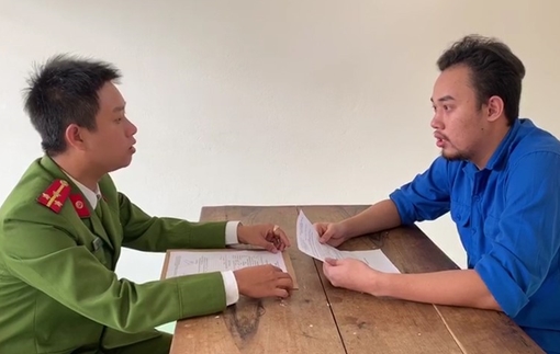 Ép người yêu cũ vào nhà nghỉ để... đánh đập