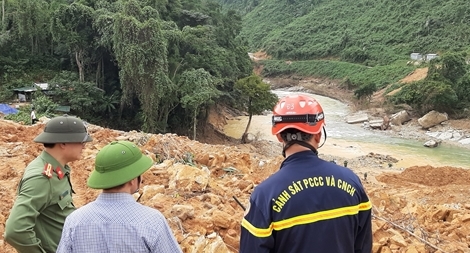 Sẽ ngăn đập trên sông Rào Trăng tìm kiếm các nạn nhân còn mất tích