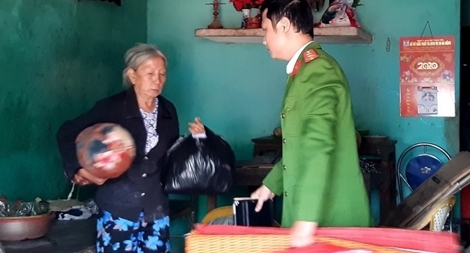 Thừa Thiên Huế di dời hơn 19 nghìn hộ dân trước bão số 13