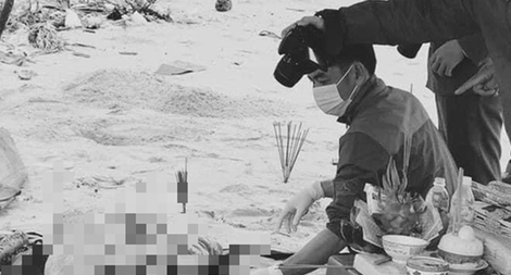 Phát hiện thi thể người không đầu nổi trên mặt biển