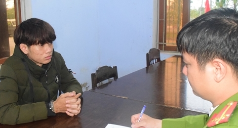 Con trai trộm heo đất và hàng chục triệu của cha ruột