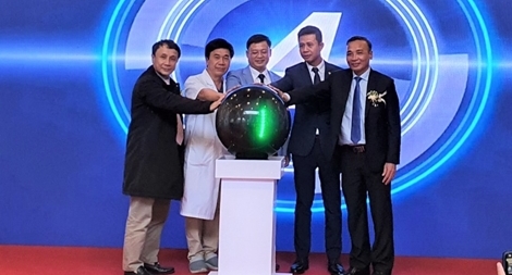 Bệnh viện Trung ương Huế triển khai thanh toán dịch vụ y tế trực tuyến