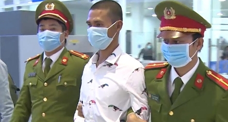 Mượn tiền không thành, dùng dao khống chế cướp tài sản xe ôm         