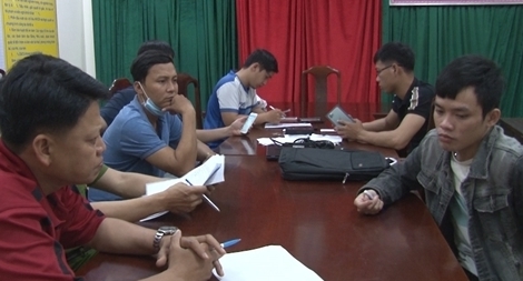 Hack Facebook đóng giả người thân ở nước ngoài, 2 đối tượng chiếm đoạt tiền tỷ