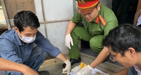 Bắt 2 đối tượng tàng trữ hơn 12 nghìn viên hồng phiến 