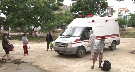 Huế cách ly hơn 400 người liên quan đến các ca nhiễm COVID-19