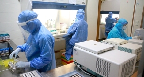 Thợ hồ ở Huế dương tính SARS-CoV-2 tiếp xúc 51 người trong tiệc đầy tháng