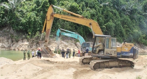 Huy động lực lượng, phương tiện tìm kiếm giai đoạn 5 tại thủy điện Rào Trăng 3