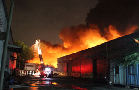 Vụ cháy Công ty nến thơm thiệt hại trên 100 tỷ đồng