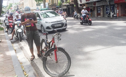 Nguy cơ mất an toàn giao thông vì… Pokemon Go