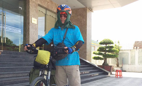 Nhà văn Phạm Ngọc TIến: Tuổi 60 xuyên Việt bằng xe đạp