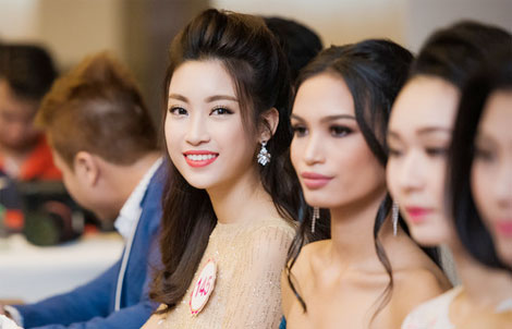 Hành trình đến vương miện hoa hậu của Đỗ Mỹ Linh 