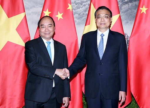 Thủ tướng Nguyễn Xuân Phúc hội đàm với Thủ tướng Trung Quốc Lý Khắc Cường