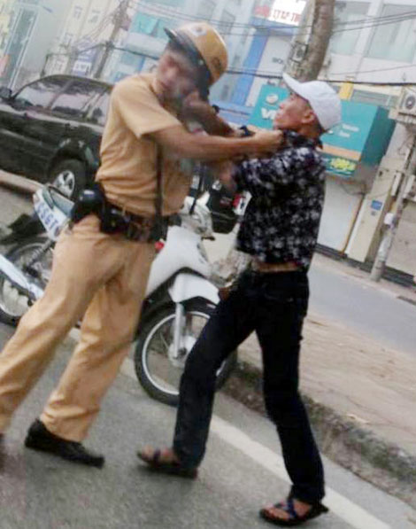 Xử lý nghiêm các hành vi chống người thi hành công vụ