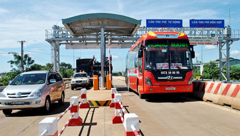 Tăng mức thu phí đường bộ BOT qua Quảng Trị, các chủ ôtô kêu trời