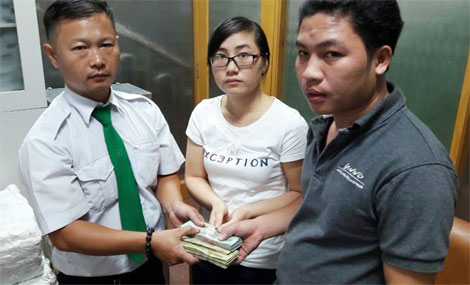 Tài xế taxi trả lại hơn 100 triệu đồng cho khách bỏ quên