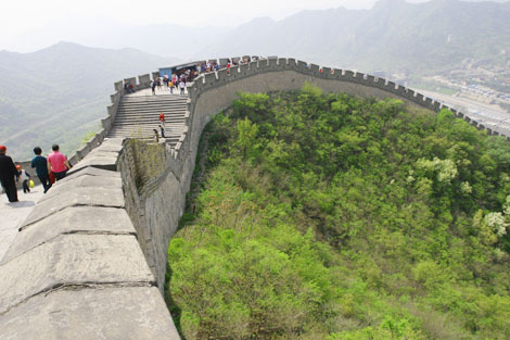 Với cô bé phát trứng luộc trên đỉnh Nga My Sơn