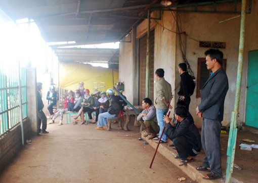 Dân khóc ròng vì chủ thu mua cà phê “mất tích”