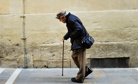 Vào năm Hữu bảy mươi hai tuổi!