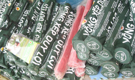 Đề nghị truy tố 2 bị can sản xuất giả võng xếp Duy Lợi