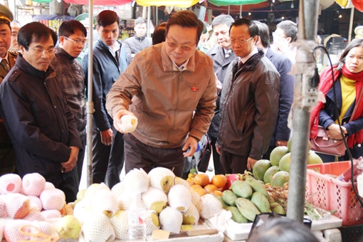 Chưa thể kiểm soát thực phẩm bẩn qua biên giới