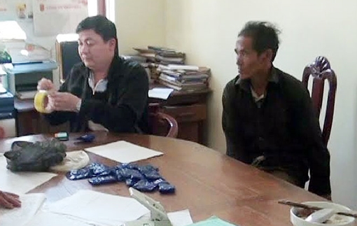 Nổ súng khống chế 2 đối tượng buôn bán ma túy