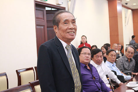 Nguyễn Ngọc Ký: Trời xe mấy sợi chỉ hồng mà vui