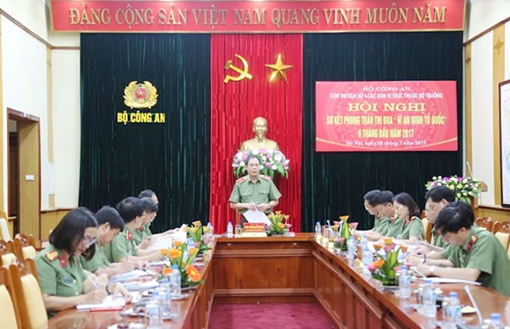 Đẩy mạnh các phong trào thi đua trong các đơn vị trực thuộc Bộ trưởng